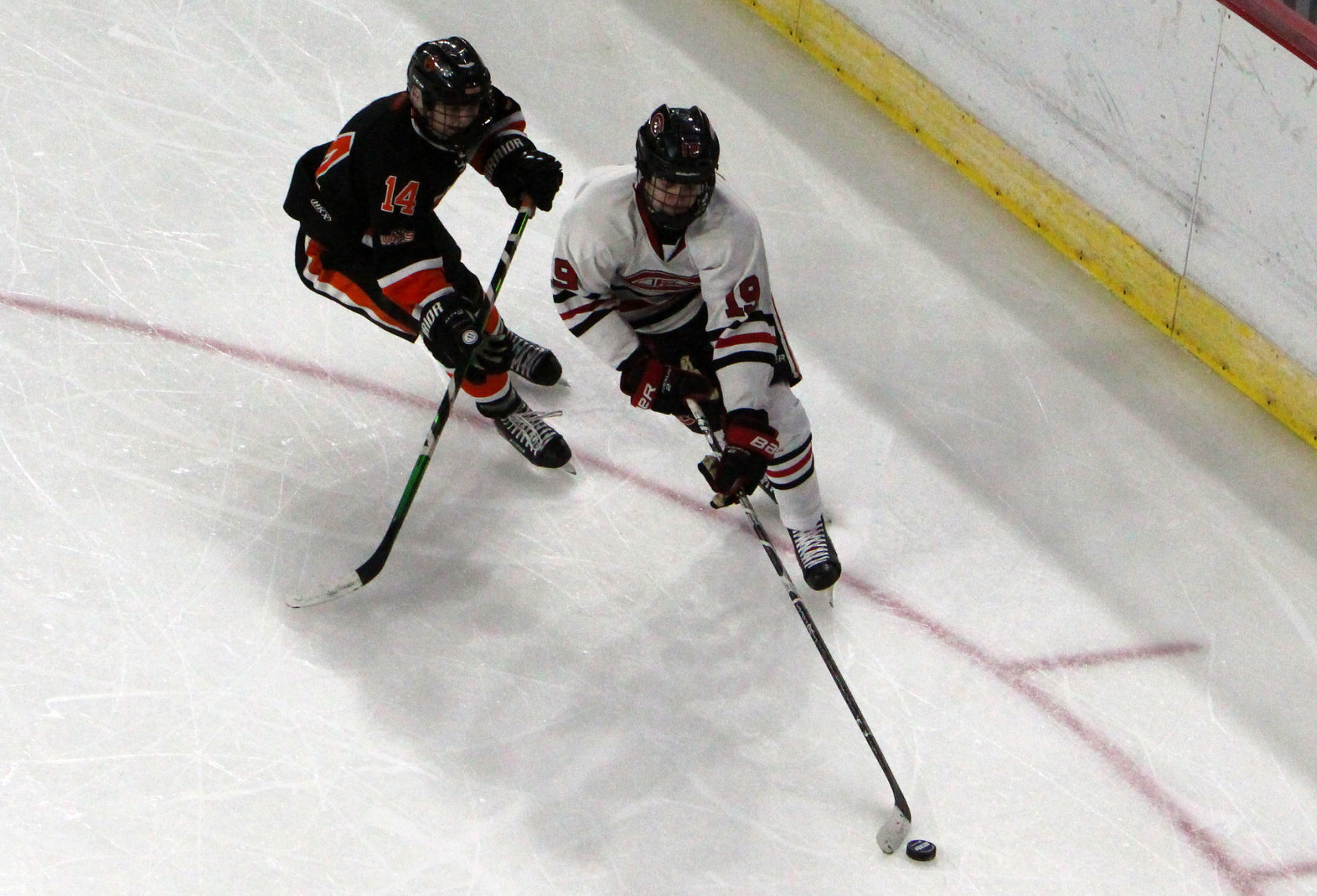 Chi-Hi boys hockey vs Verona at Division 1 state semifinals 3-6-20